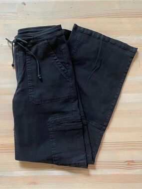 Millibon Black Cargo Pants - Size: Small